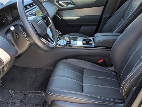 Certified 2023 Land Rover Range Rover Velar R-Dynamic S AWD/4WD image 17