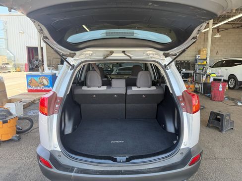 Used 2014 Toyota RAV4 LE FWD image 30