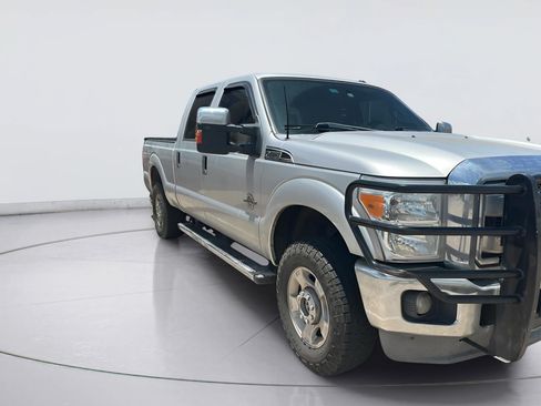 Used 2011 Ford F250 XLT w/ XLT Premium Pkg AWD/4WD image 2