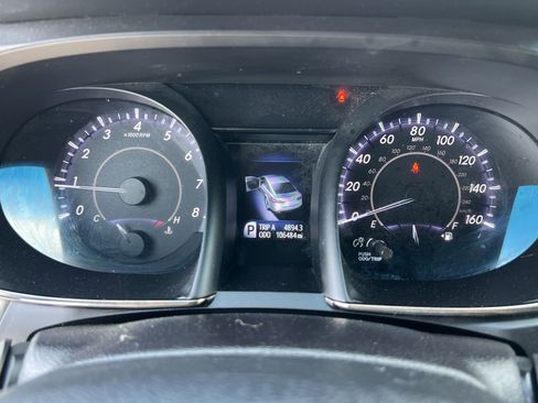 Used 2018 Toyota Avalon Limited w/ All Weather Liner Package FWD image 15