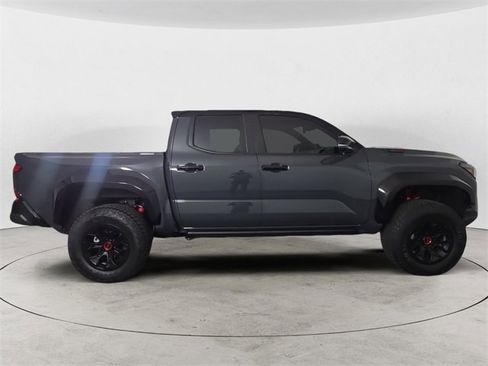 Used 2025 Toyota Tacoma TRD Pro image 6