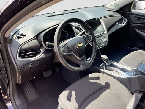 Used 2022 Chevrolet Malibu LT FWD image 9