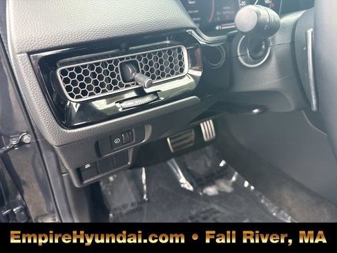 Used 2025 Honda Civic Sport image 20