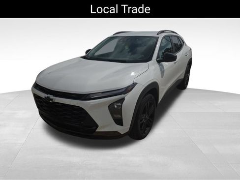 Used 2025 Chevrolet Trax ACTIV w/ Driver Confidence Package FWD image 9