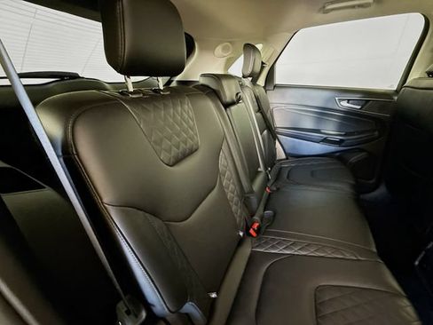 Used 2024 Ford Edge Titanium AWD/4WD image 26