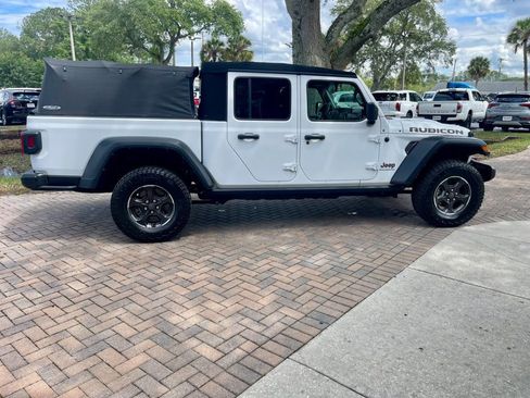 Used 2023 Jeep Gladiator Rubicon w/ Cold Weather Group AWD/4WD image 6