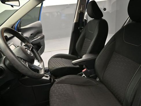 Used 2022 Nissan Kicks S image 12