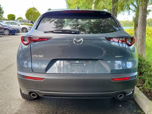Used 2020 Toyota Sienna XLE AWD/4WD image 3