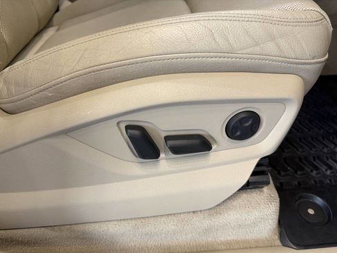 Used 2017 Audi Q7 3.0T Premium Plus image 51