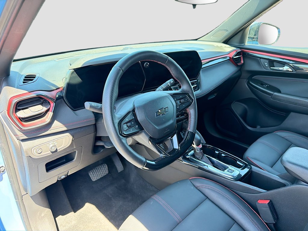 Used 2024 Chevrolet TrailBlazer RS FWD image 9