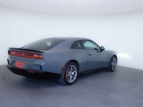 Used 2025 Dodge Charger R/T Scat Pack w/ Track Pack image 7
