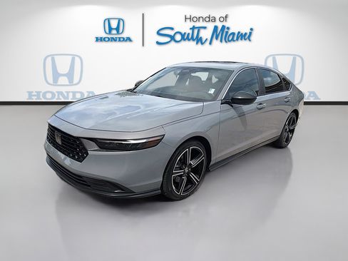 Certified 2023 Honda Accord Sport image 3