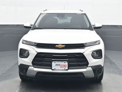 Used 2023 Chevrolet TrailBlazer LT FWD image 1