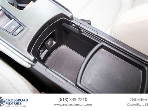 Used 2018 Honda Accord Touring image 45