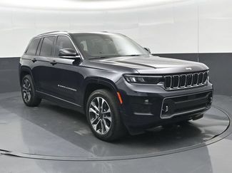 Used 2024 Jeep Grand Cherokee Overland w/ Adv Protech Group III AWD/4WD video 1