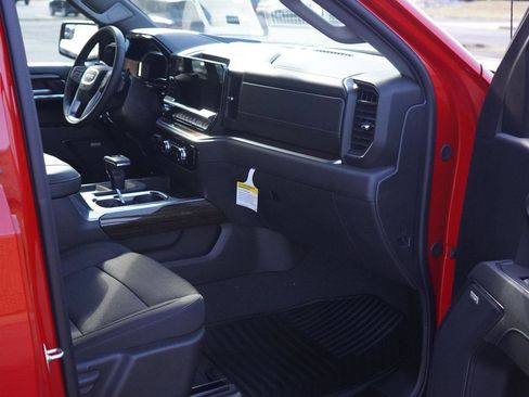 New 2025 GMC Sierra 1500 Elevation w/ Preferred Package image 29