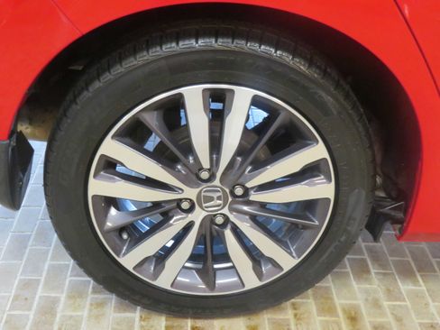 Used 2015 Honda Fit EX image 9