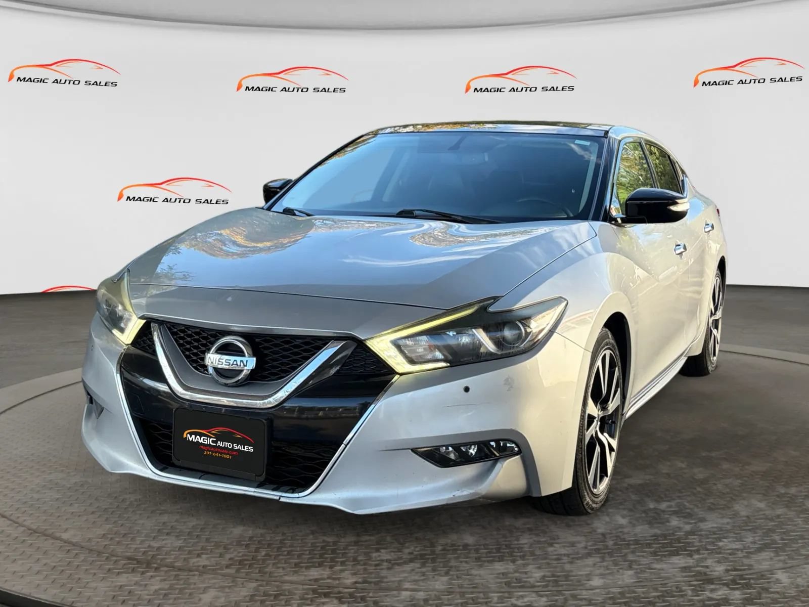 Used 2017 Nissan Maxima 3.5 SL FWD image 1