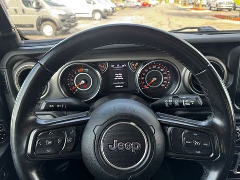 Used 2020 Jeep Wrangler Unlimited Sport S AWD/4WD image 23
