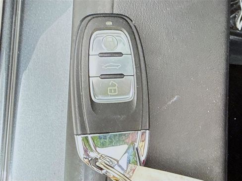 Used 2019 Lamborghini Huracan LP 580-2 image 18