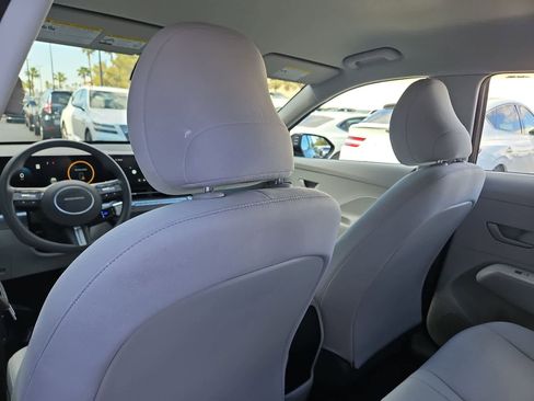 Certified 2025 Hyundai Kona SE FWD image 16