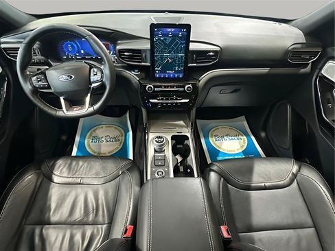 Used 2022 Ford Explorer ST w/ Equipment Group 401A AWD/4WD image 18