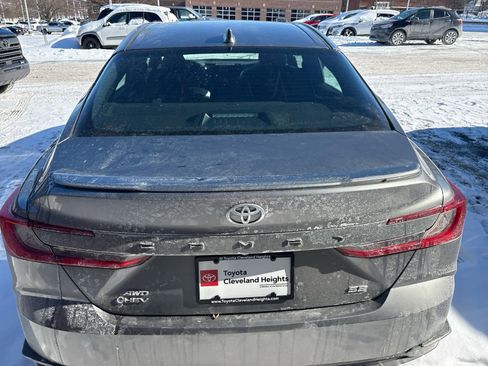 Certified 2025 Toyota Camry SE image 9