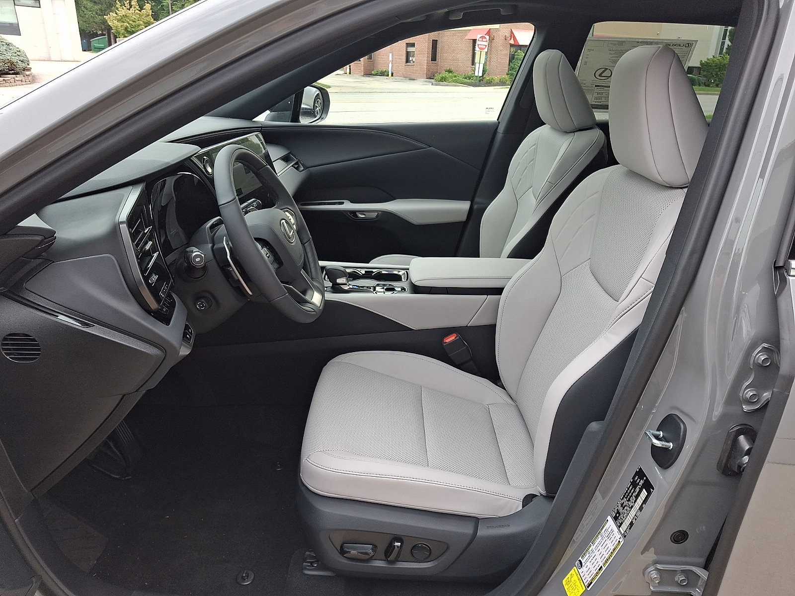 New 2026 Lexus RX 350 F Sport w/ Convenience Package AWD/4WD image 9