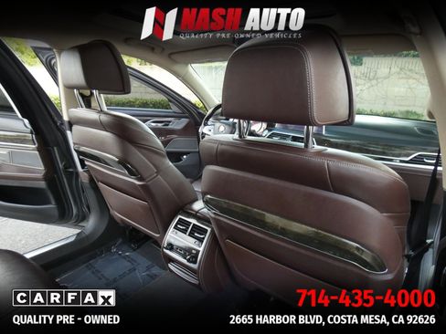 Used 2018 BMW 740i RWD image 34