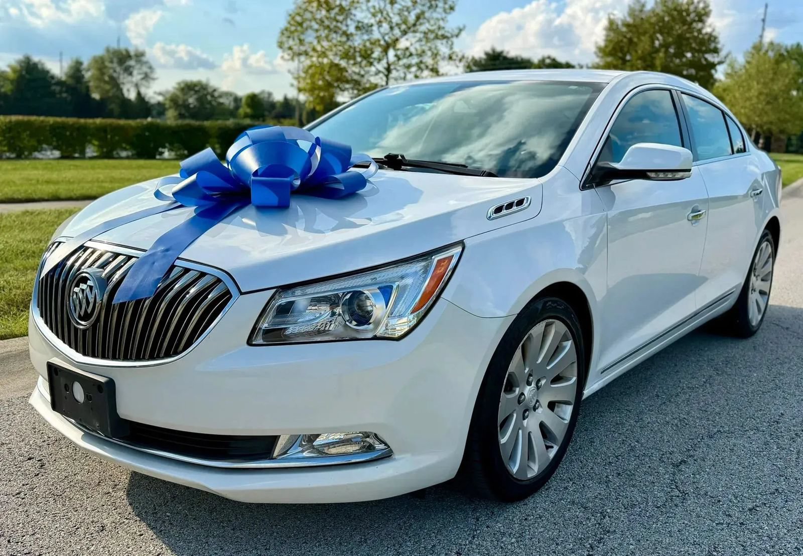 Used 2016 Buick LaCrosse Leather AWD/4WD image 3