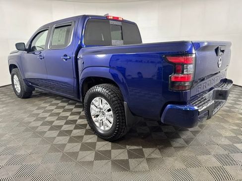 Used 2023 Nissan Frontier SV w/ SV Convenience Package AWD/4WD image 6