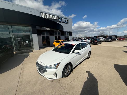 Used 2020 Hyundai Elantra SEL w/ Cargo Package (C1) image 1