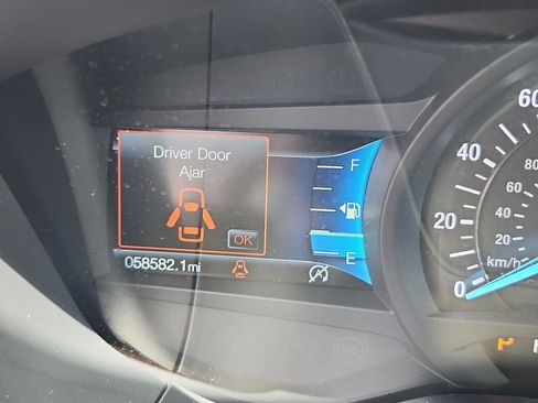 Used 2020 Ford Fusion SE w/ Equipment Group 151A image 32