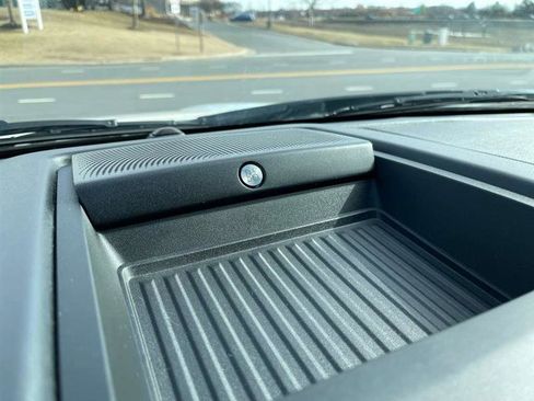 Used 2019 Ford Expedition Limited w/ Equipment Group 301A image 41