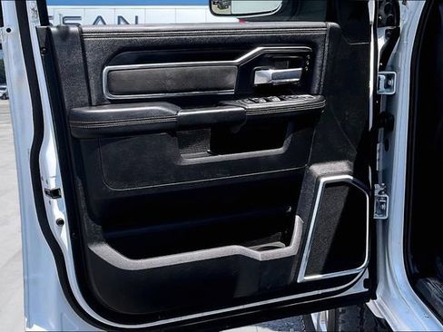 Used 2022 RAM 3500 Laramie AWD/4WD image 20