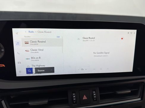 New 2025 Lexus ES 350 w/ Premium Package image 14