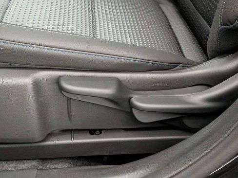 New 2026 Chevrolet Trax LT w/ Driver Confidence Package image 18