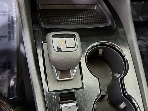 Certified 2025 Nissan Rogue SV image 10