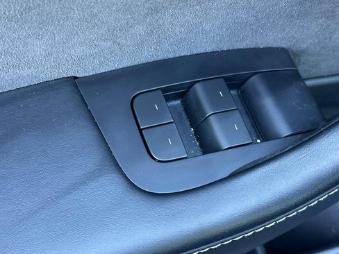 Used 2023 Tesla Model 3 Standard Range RWD image 13