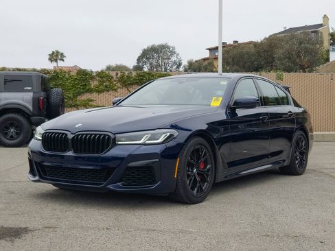 Used 2023 BMW M550i xDrive w/ Executive Package AWD/4WD image 2