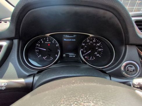 Used 2015 Nissan Rogue SV AWD/4WD image 19