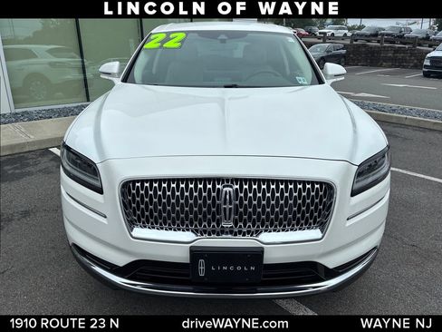 Certified 2022 Lincoln Nautilus AWD w/ Premium Package image 11