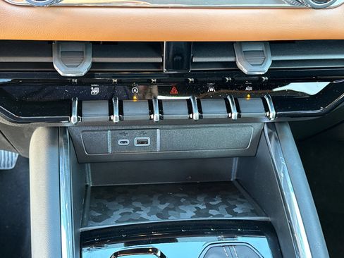 New 2026 GMC Canyon AT4 image 33