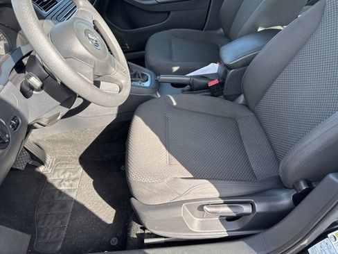 Used 2014 Volkswagen Jetta S image 15