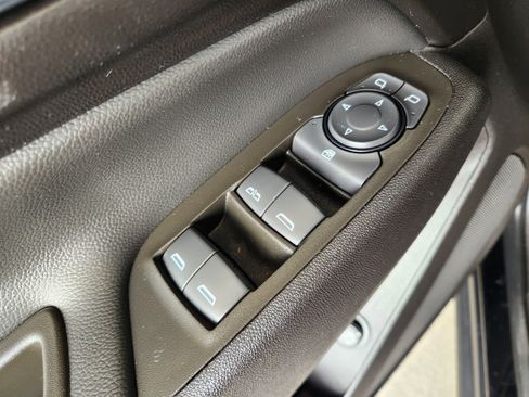 Certified 2024 Chevrolet Equinox LT FWD image 24