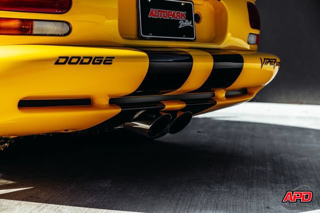 Used 2001 Dodge Viper GTS RWD image 39
