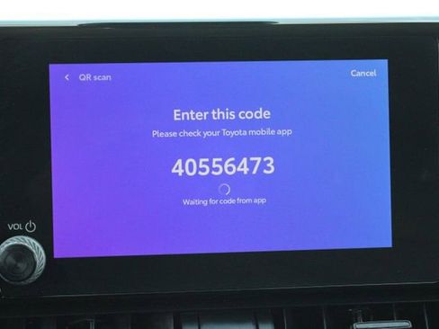 Used 2024 Toyota RAV4 XLE AWD/4WD image 25