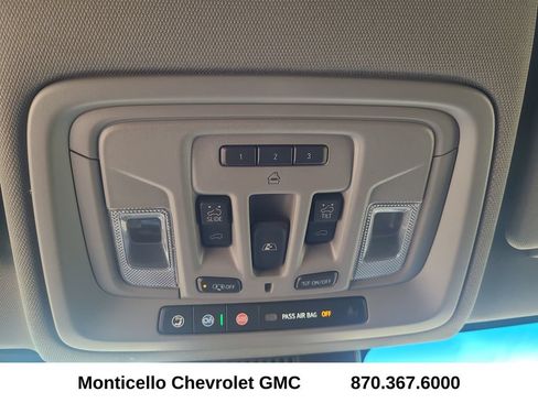 Used 2025 GMC Sierra 1500 SLT AWD/4WD image 26