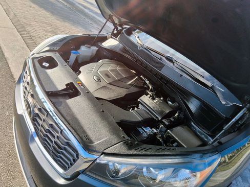 Used 2019 Kia Sorento EX FWD image 42