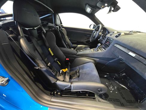 Used 2023 Porsche 718 Cayman GT4 RS RWD image 13